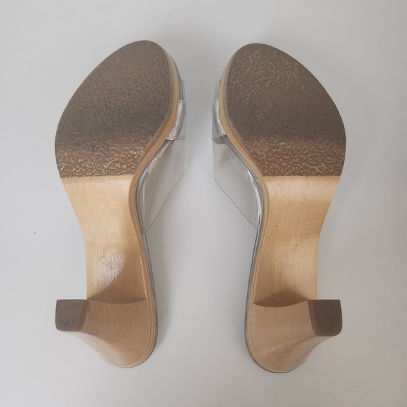 Vintage 1960s Island Slipper Wood Heel Sandals Silver Clear - Picture 4 of 6